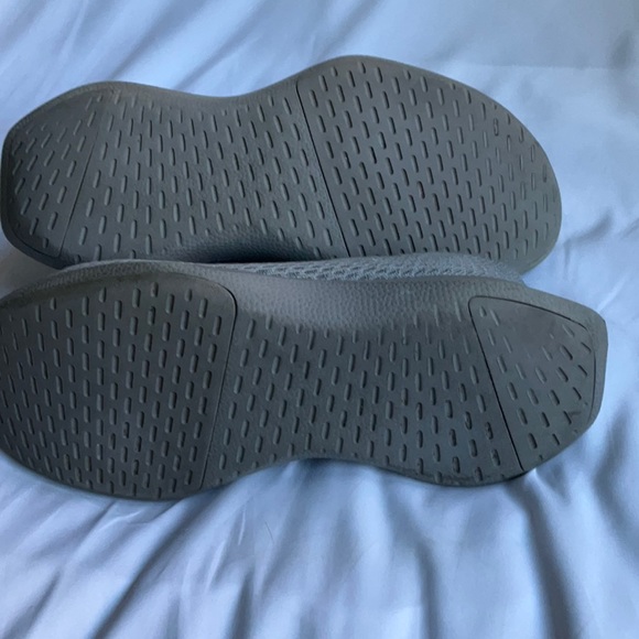 AllBirds Women’s Tree Dasher All Gray 7.5 Sneakers - Picture 3 of 6